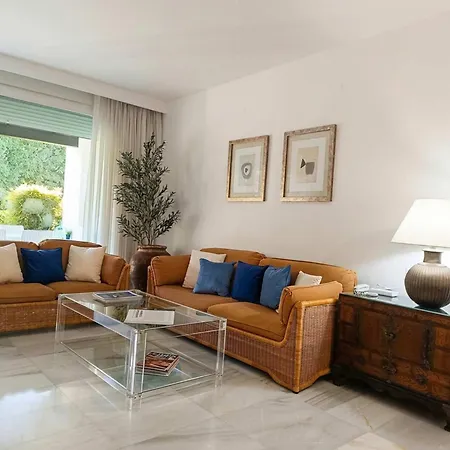 Διαμέρισμα La Alcazaba Banus 3br Garden By Costarentals *