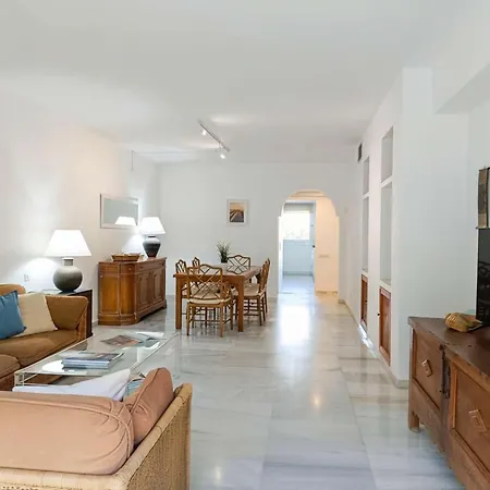 公寓 La Alcazaba Banus 3br Garden By Costarentals 马尔韦利亚