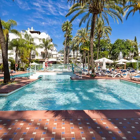 Apartment La Alcazaba Banus 3br Garden By Costarentals