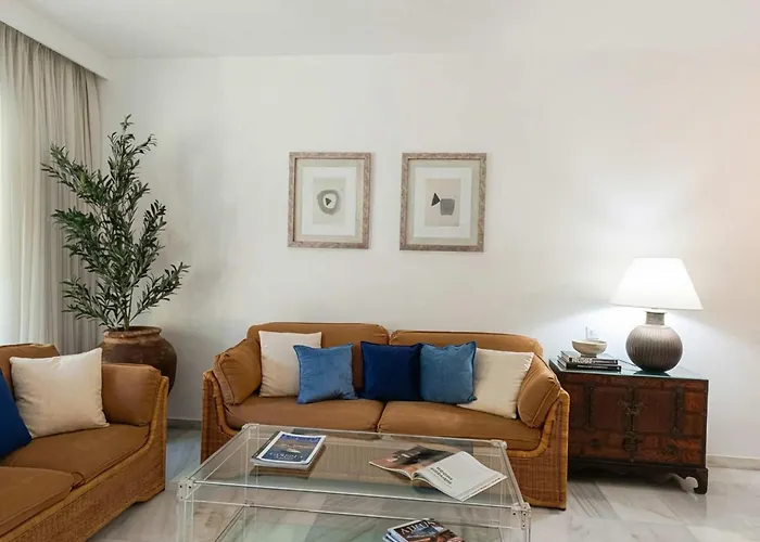 Διαμέρισμα La Alcazaba Banus 3br Garden By Costarentals *