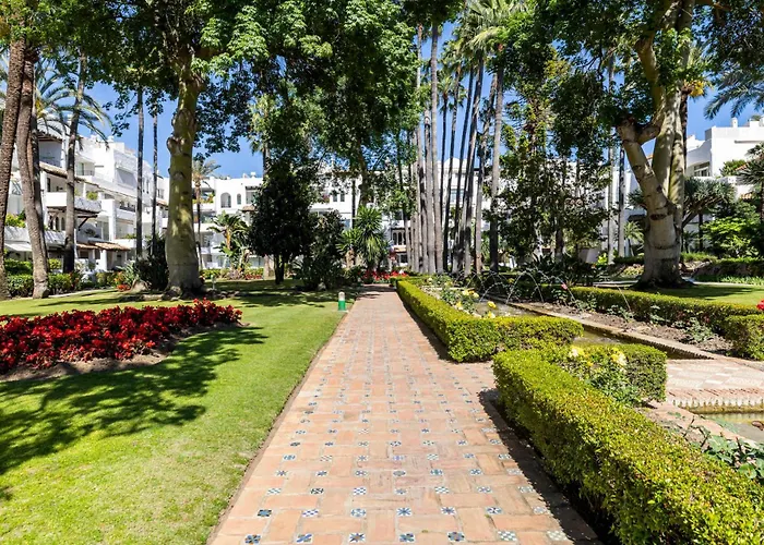 Daire La Alcazaba Banus 3br Garden By Costarentals *