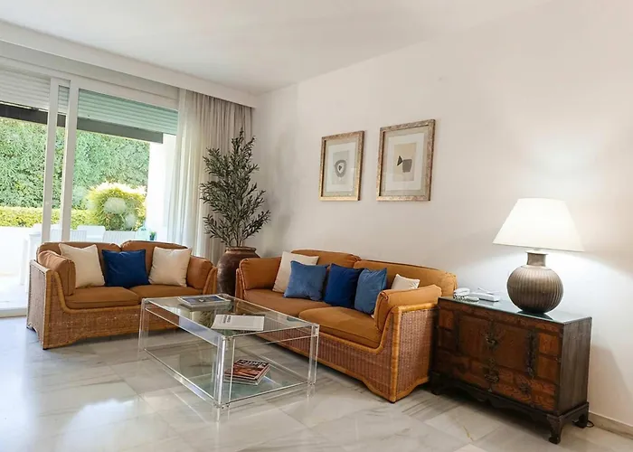 Lejlighed La Alcazaba Banus 3br Garden By Costarentals *
